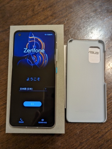 ASUS Zenfone8 Moonlight White 8GB/128GB 国内版 SIMフリー 