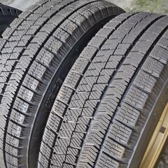 スタッドレスタイヤ（ブリザックVRX2）美品とアルミホイールのセット