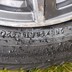スタッドレスタイヤ　プリウスa