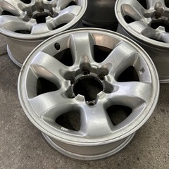 16インチ　8J +10 6穴　pcd139.7 日産　サファリ　純正　アルミ　ホイール