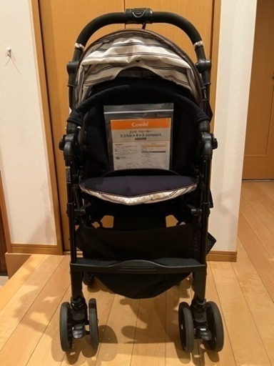 combi コンビ スゴカル 4キャス compact 美品