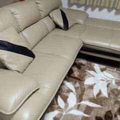 ニトリ　レザー　3人がけカウチソファ　ベージュ　21年購入