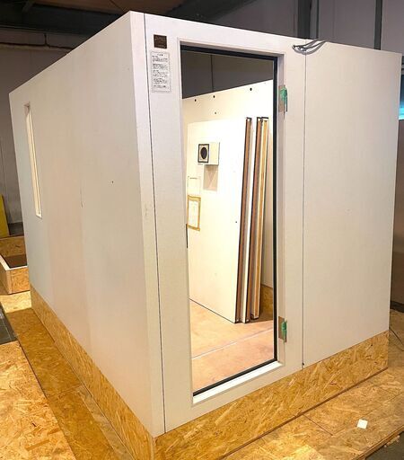 神奈川県より設置費込み!! アビテックス3畳リフォーム品！個人練習、セッション、リハーサル、レコーディング等に