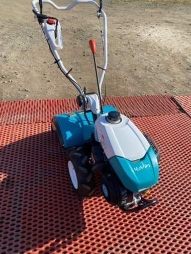 （ヤ）クボタ管理機 TRS30中古耕運機、正逆転ほぼ新品