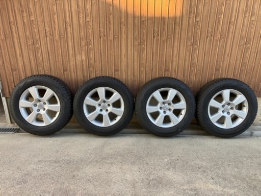 から厳選した ◇ピレリ225/65R17 ラブ4 2016年製スタッドレスセット