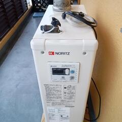 2013年製 ノーリツ 石油給湯器 OX-407F セミ貯湯式 灯油 ボイラー 屋内