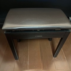 美品　ヤマハ 電子ピアノ ニューダークローズウッド調 CLP-675R　yamaha clavinova グラビノーバ　ヘッドホン　椅子付き　CLP775　愛知県