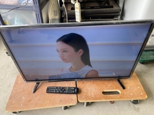 お薦め品‼️外付けHDD録画対応 ハイセンス32インチLED液晶テレビ 2019年