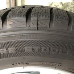 スタッドレスタイヤ＋ホイール 195/65R15 4本セット Voxy/ノア/エスクァイアなどに装着可能 ダンロップ製