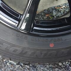 DAIHATSUロッキー、TOYOTAライズ用スタッドレスタイヤ