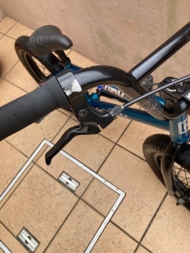 BMX KINK16インチ(子供用)ガレージ保管