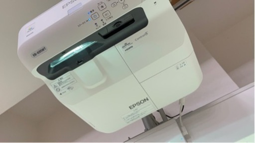 電子黒板 EPSON プロジェクター EB-695WT - プロジェクター