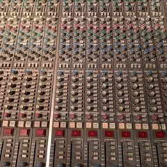 プロ使用大型イコライザー