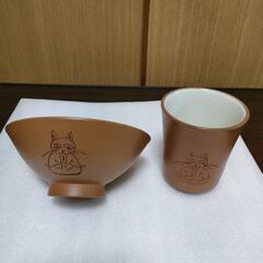 【値下げ】猫柄　茶碗と湯呑み