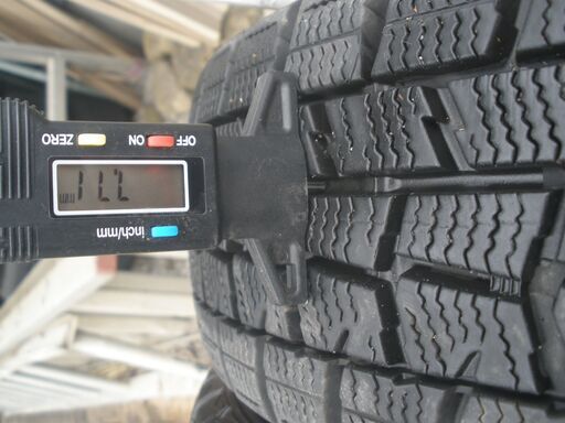 ダンロップWM01スタッドレスタイヤ165/55R14 8分山？☆スズキ純正