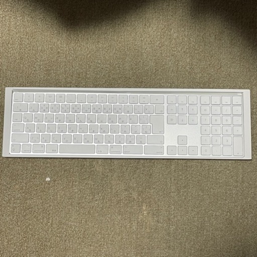 APPLE KEYBOARD (テンキーツキ - JIS) 中古美品