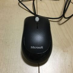 マウス(Microsoft社)を無料で差し上げます