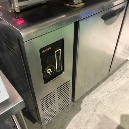 A-002 特価❗️台下冷蔵庫 2011年製