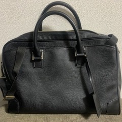 ビジネスバッグ　革　鞄　黒