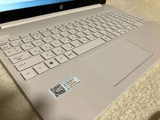 hp ノートパソコン 美品 HP 15s-eq1519AU ホワイト