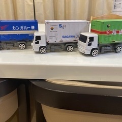 運送会社トラック 3台
