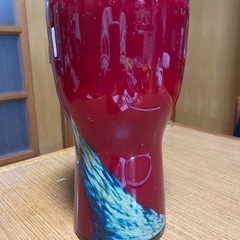 33 赤ガラス花瓶 500円