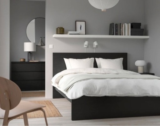 ikea ベッド　160*200 malm 12／14まで取引可能