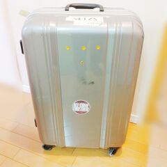 旅行カバン　スーツケース