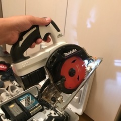 マキタ　14Vインパクトドライバーと丸ノコ　フルセット❗️ バッテリー3個セット！