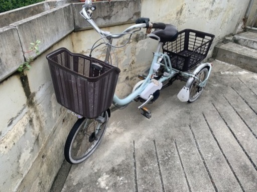 YAMAHA 電動アシスト三輪自転車　PAS