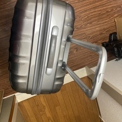 【11月中】ほぼ未使用スーツケース