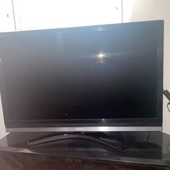 テレビ　42型