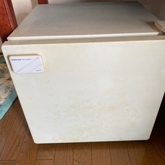 美品　冷蔵庫2022年ともう一つ、両方で