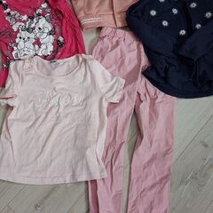 女の子　アウター、ズボン、パーカー、Tシャツ