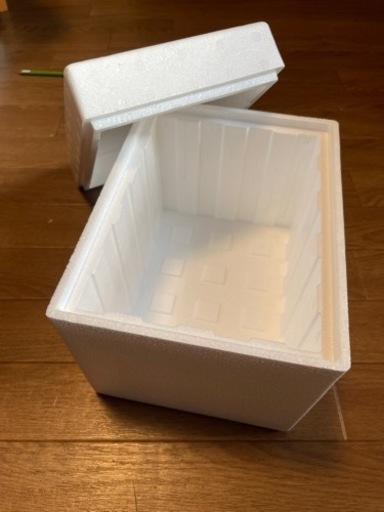 【発泡箱】48個　新品未使用　値上り前価格