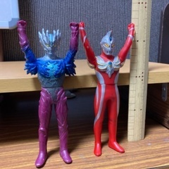 ウルトラマン　サーガ他　ソフビ4体