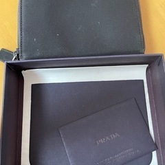 値下げ！！PRADA 財布　BLACK