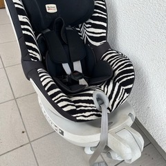 チャイルドシート　ブリタックス　ISOFIX