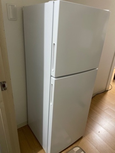配送可能　2021年製冷蔵庫 138L  2ドア マクスゼン コンパクト 小型 ホワイト MAXZEN JR138ML01WH