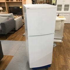 823 ユーイング 140L 2ドア冷蔵庫 ホワイト ファン式 自動霜取り 単身 823 ユーイング 140L 2ドア冷蔵庫 ホワイト ファン式 自動霜取り 単身