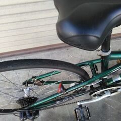 クロスバイク LAND ROVER 6段変速 700モスグリーン 配送無料 クロスバイク LAND ROVER 6段変速 700モスグリーン 配送無料