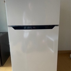Hisense   2ドア冷凍冷蔵庫　　2018年　　美品