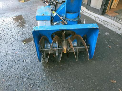 実動！ 札幌 イセキ セル付き 除雪機 FSR550BS