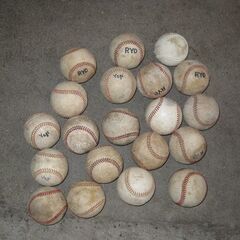 野球ボール　硬式練習級　19個　軟球B球　1個　差し上げます。