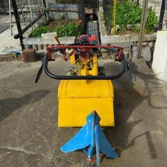 小型耕うん機