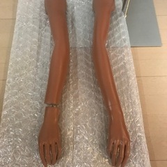 膝上トルソー新品　腕付き　高さ調整可能　レディース　マネキン