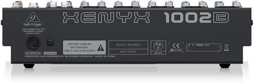 電池駆動可能なミキサー ベリンガー XENYX 1002B