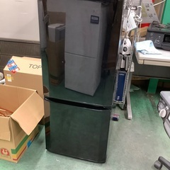 安心の6ヶ月保証付き！！ MITSUBISHI 2ドア冷蔵庫 MR–P15X-B 2014年製