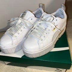 PUMA 厚底スニーカー 22.5