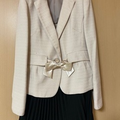 入学卒業式用　ママのスーツ
